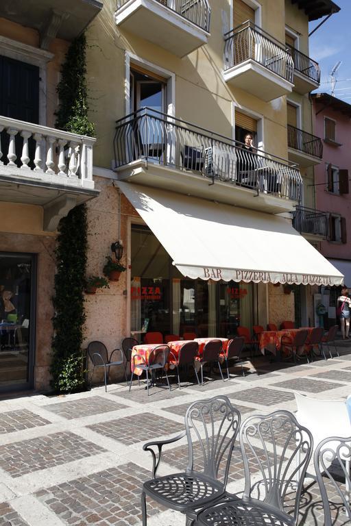Appartamenti Piazza Umberto I トッリ・デル・ベーナコ 部屋 写真